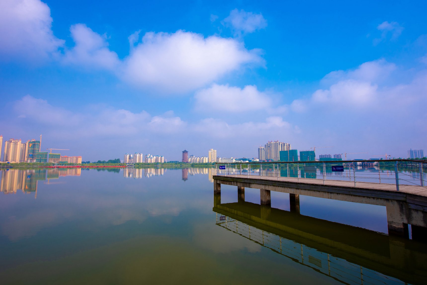 观江瞰湖